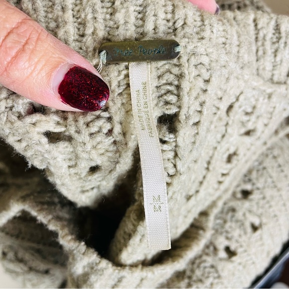 FREE PEOPLE Chunky Knit Sweater Sweatshirt Size Medium Collared Casual Weekdays - Picture 7 of 11